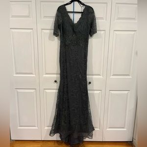 Mother of the Bride/Groom Dress; Charcoal Gray/Teal; Never worn; Size 16
